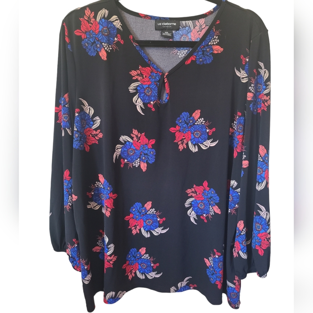 Liz Claiborne Career stretchy work top, elastic wrist, excellent condition, XXL
